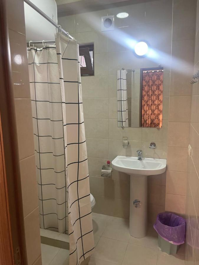 Leon Hotel New Athos Bagian luar foto